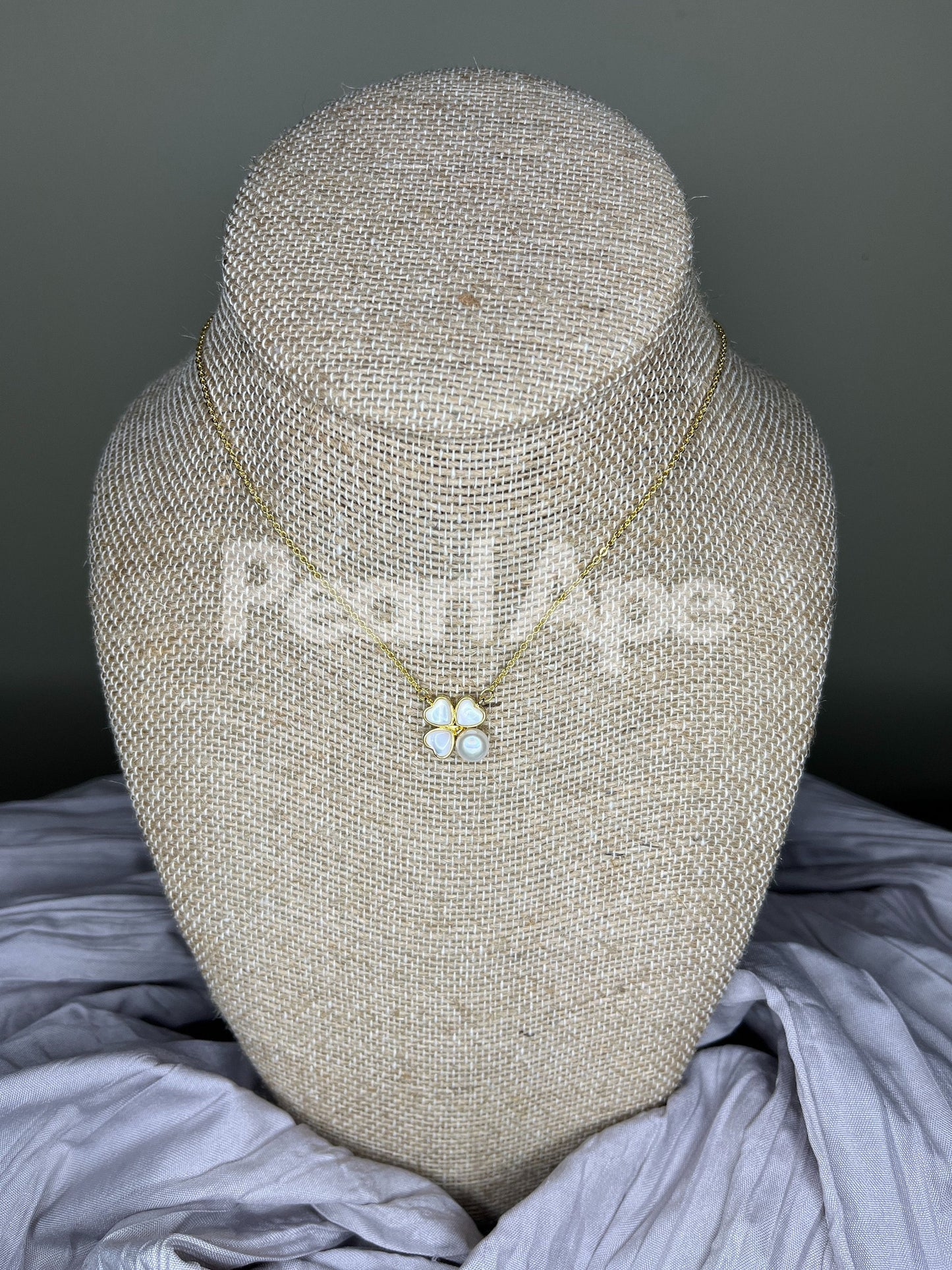 N0018 Freshwater Pearl Pendant Necklace