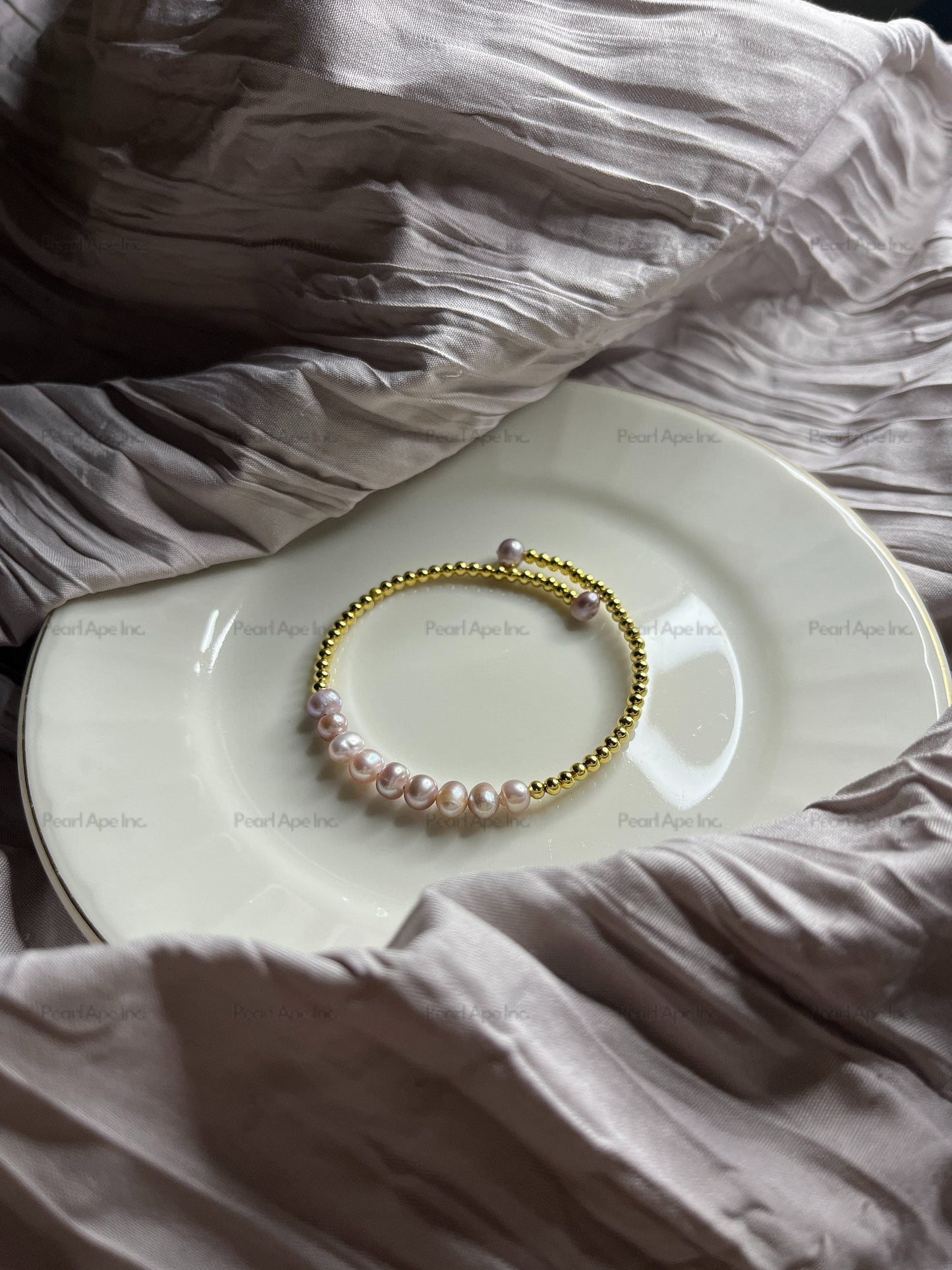 B0013 Lilac Freshwater Pearl Bangle