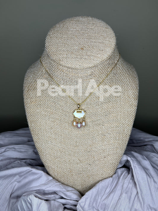 N0008 Freshwater Pearl Pendant Necklace