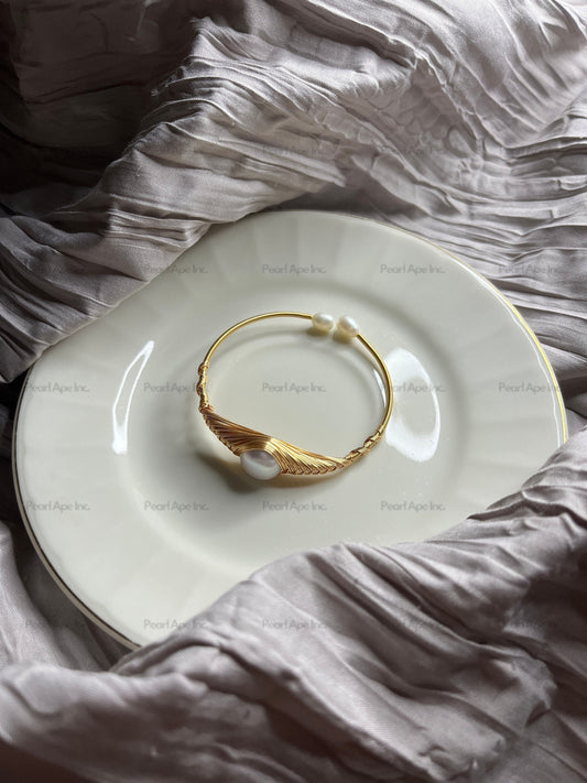 B0007 Baroque Freshwater Pearl Bangle