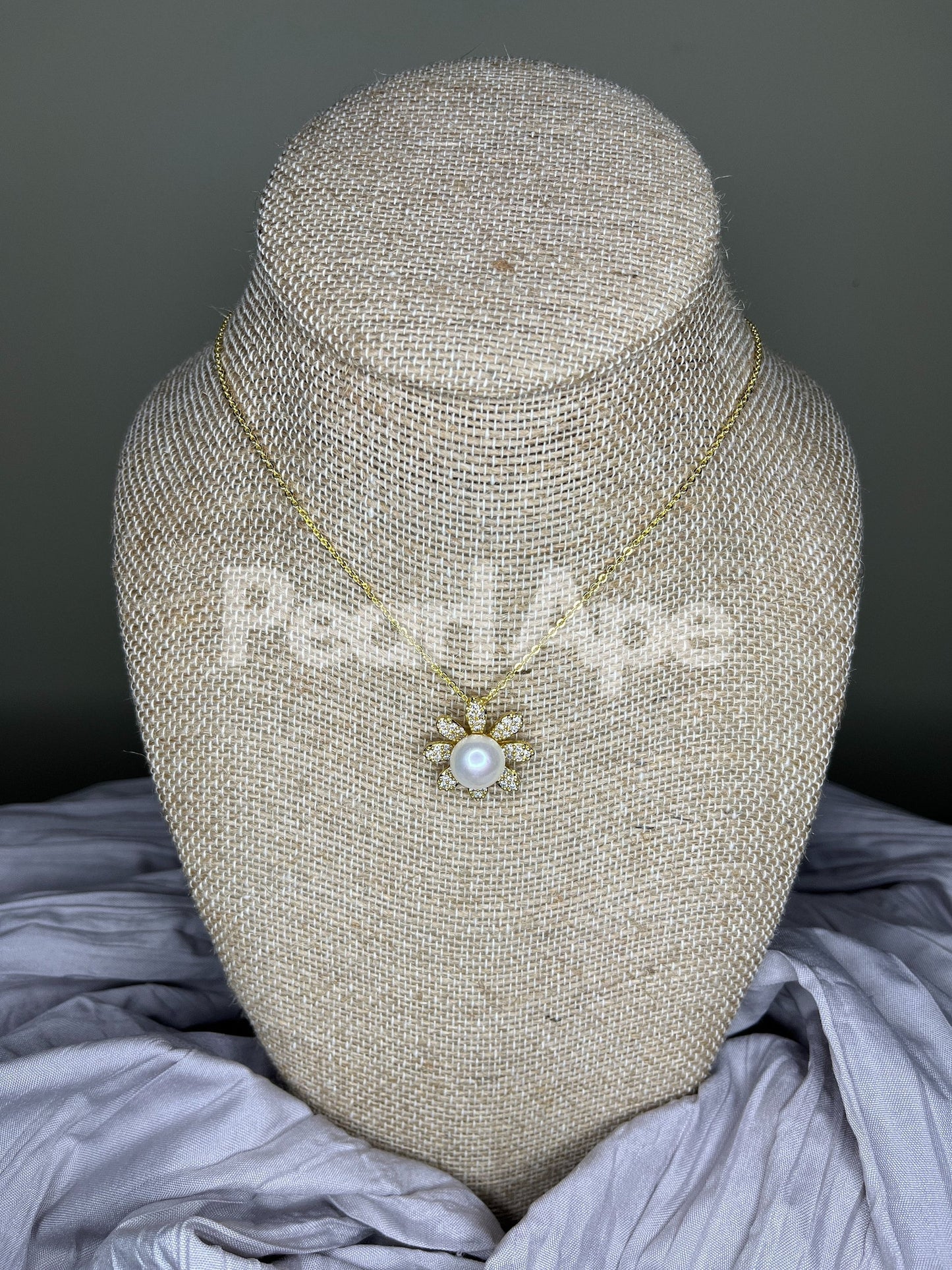 N0015 Freshwater Pearl Pendant Necklace